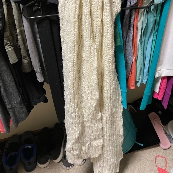 Sonoma super long scarf NWOT - Picture 3 of 5